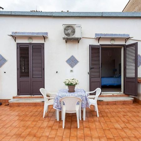 Frank'S House - Appartamento Con Terrazzo In Centro Palermo Exterior foto